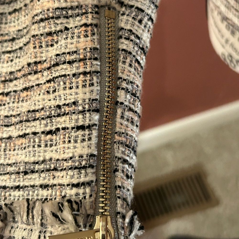 Karl Lagerfeld Women's Tweed Blazer - Cream and Black (not wool) - Picture 4 of 5